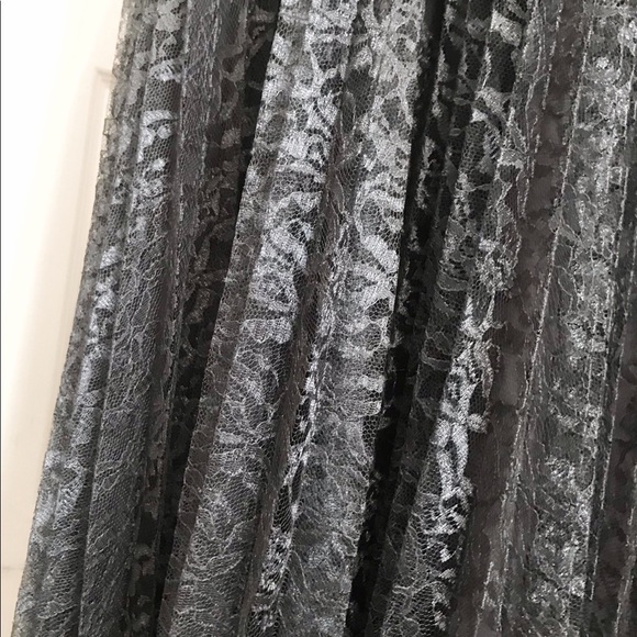 BADGLEY MISCHKA GREY EMPIRE LACED MINI SEQUIN SLEEVELESS EVENING DRESS - 8 - Picture 13 of 14
